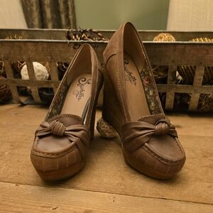 Seychelles Brown Wedge Shoes